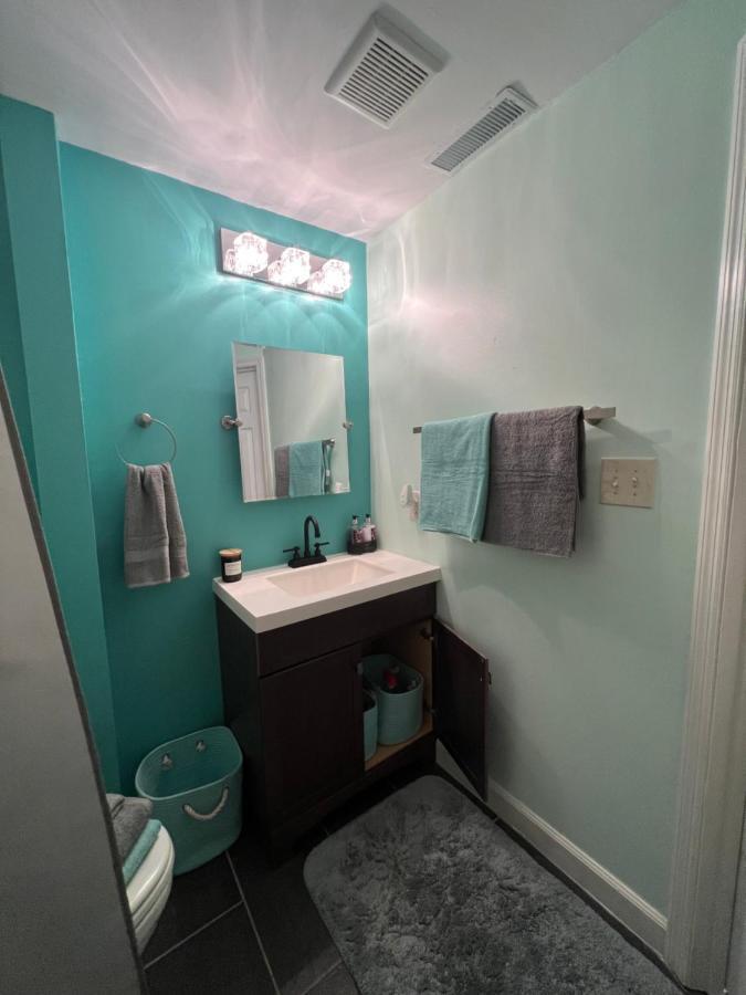 דירות ווילמינגטון Cozy Loft With Parking And Private Patio W/ Grill מראה חיצוני תמונה